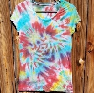 4/$25 Tie dyed t-shirt size 8 blue,pink, green, purple